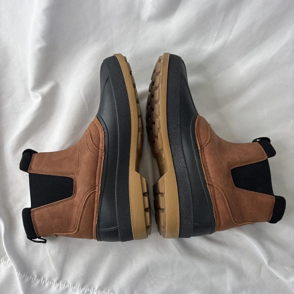 Khombu Baker‎ Lodge Chelsea Mens Waterproof Boots Size 11M Tan & Black Outdoors